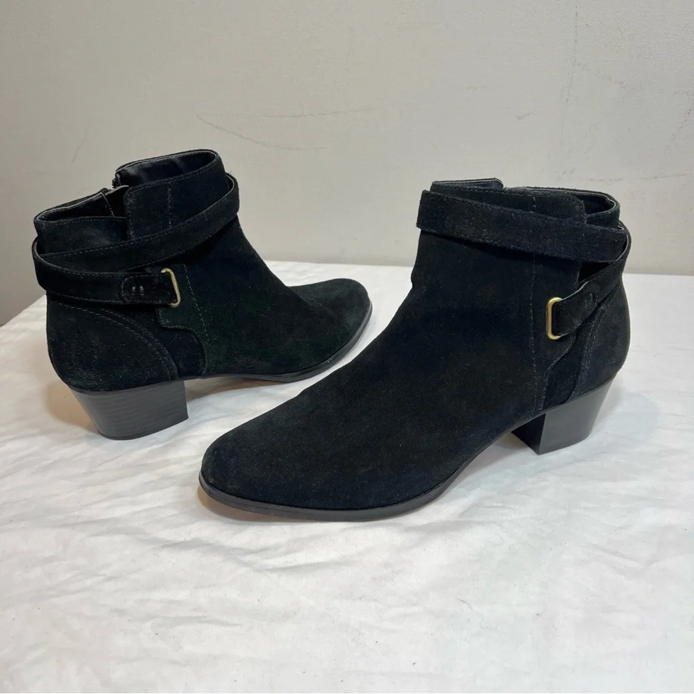 Giani Bernini Oleesia black suede leather ankle boots size 9.5